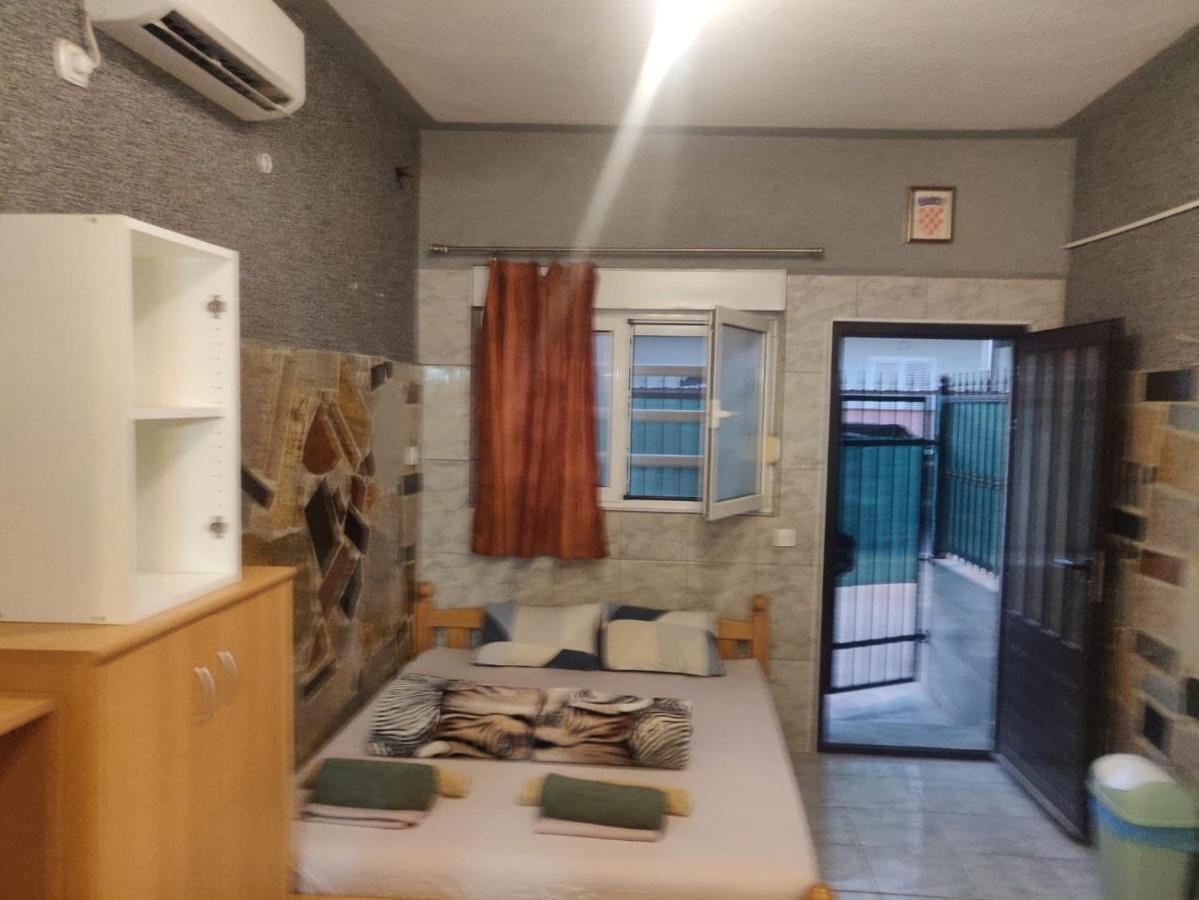 Rooms- Denis Split Exterior foto